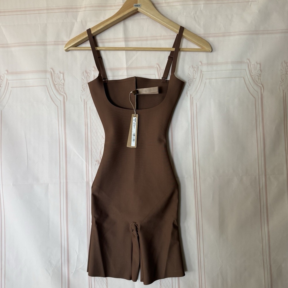 NWT Skims Body Core Sculpt Open Bust Mid Thigh Bodysuit Jasper (Brown) Size XS